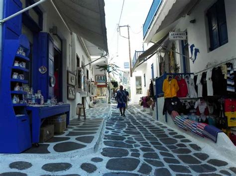 Mykonos (Greece) Cruise Port Overview & Port Guide | IQCruising.com