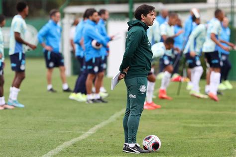 Abel Ferreira Volta Ao Trabalho E Palmeiras Ganha Jogo Treino Contra O