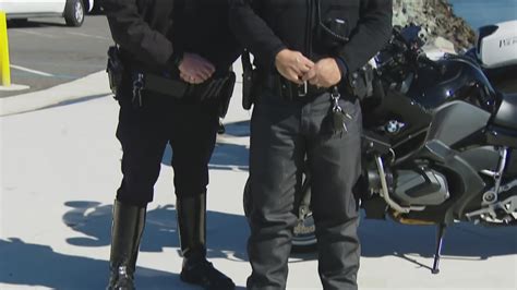 San Diego Police add new Kevlar uniforms for motorcycle officers | cbs8.com