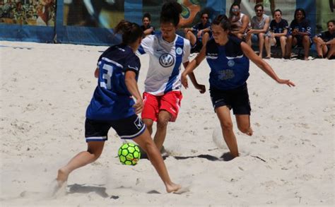 Beach Soccer Un Challenge R Gional Au F Minin Ligue Mediterranee