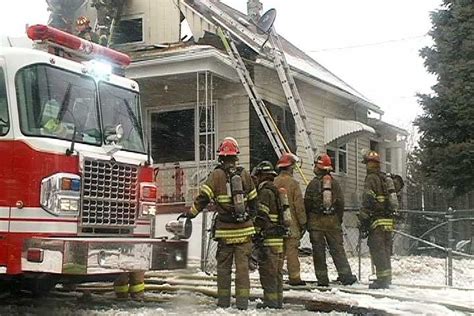 Photos Fire Breaks Out At South Omaha Home