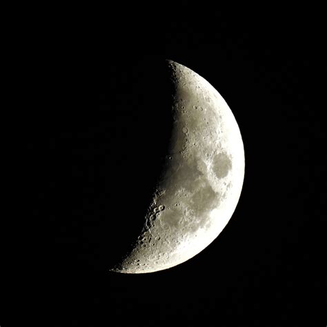 Observation By Andrew Paterson Five Day Old Moon Baa Image Library