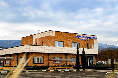 پاییز در دانشگاه بیرجند آبان‌ماه ۱۴۰۲ به روایت تصویر بخش اول مدیر