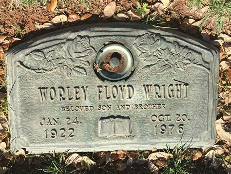 Professional Funeral and Memorial Services at Worley Mortuary 5