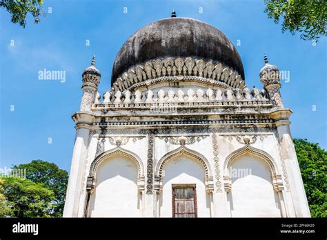 Mausoleum Of Commanders Hi Res Stock Photography And Images Alamy