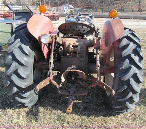 International 354 Tractor In Stockton Ks Item G9719 Sold Purple Wave
