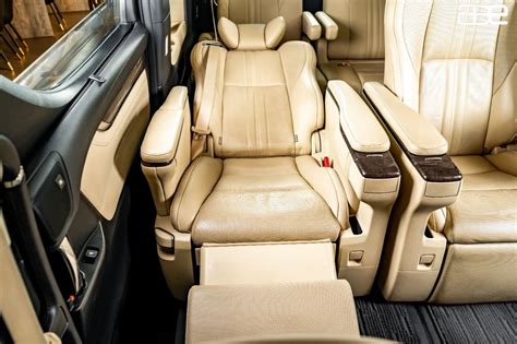 Toyota Vellfire Executive Lounge Graphite Grey With Beige