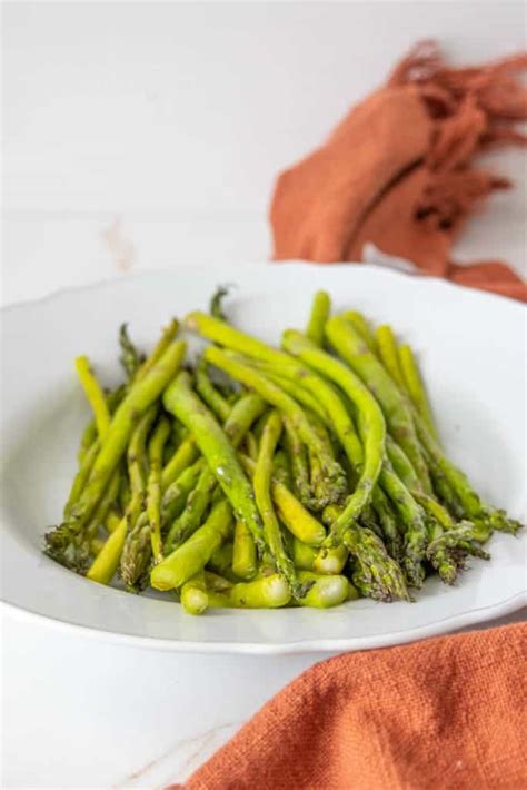 Easy Oven Roasted Asparagus - stetted