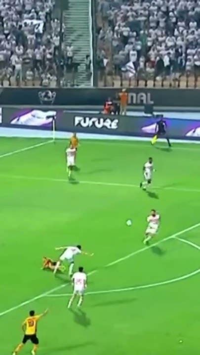 بالفيديو فضيحة تحكيمية في مباراة الزمالك و نهضة بركان في اياب نهائي كأس