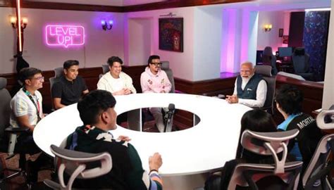 Indias Top Gamers Meet Cool Pm Modi