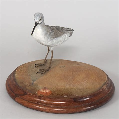 Hand Carved Shorebird – Myrtlewood Gallery