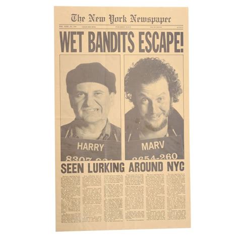 Lot 829 Wet Bandits Escape Newspaper Cover Home Alone 2 Lost In