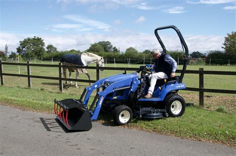 ISEKI TXGS TRACTOR RANGE ABA Groundcare