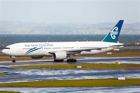Fileair New Zealand Boeing 777 200er Nazarinia 1