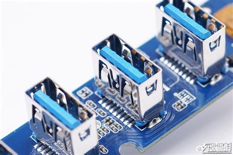 拆解报告：小米USB 3.0分线器XMFXQ01QM_充电器_什么值得买