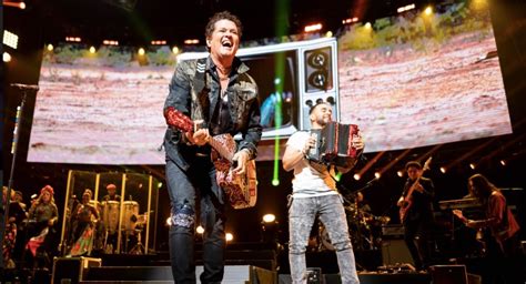 Carlos Vives inició su gira en Estados Unidos por todo lo alto cuáles