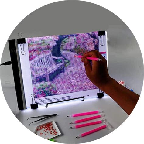 Pourquoi Utiliser Une Tablette Lumineuse Pour Le Diamond Painting