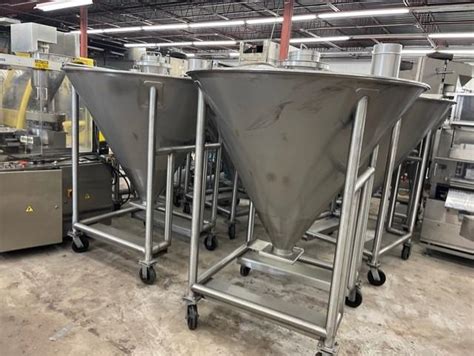 Stainless Steel Totes Lot Of 7 308540