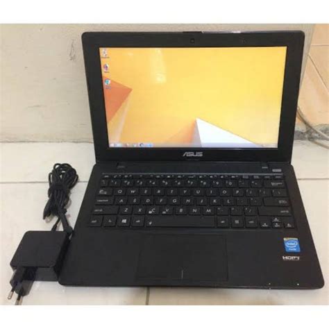 Jual Notebook Asus X Hitam Merah Biru Putih Gb Ram Intel Celeron