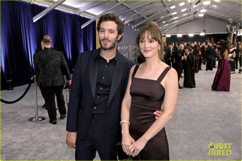 Leighton Meester Adam Brody Make Rare Joint Red Carpet Appearance At