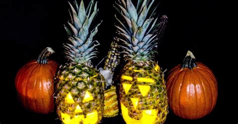 Pineapple Jack-o'-Lantern | Hometalk