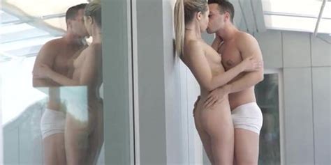 Nikki Dikki Loves Gently Anal Sex Tnaflix