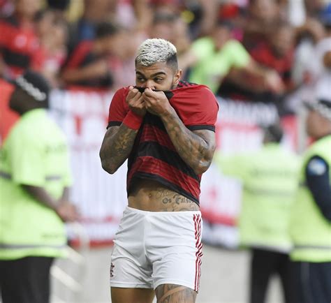 Gabigol fala em números sempre altos mas afinal o atacante tem