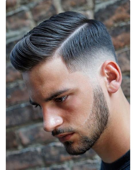 21 Side Part Haircuts For Men To Wear In 2021 Coupe Cheveux Homme Coupe De Cheveux Coiffure