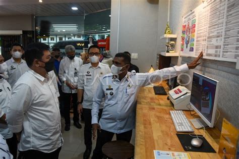 Menteri Atr Sidak Pelayanan Kantor Pertanahan Medan Antara Foto