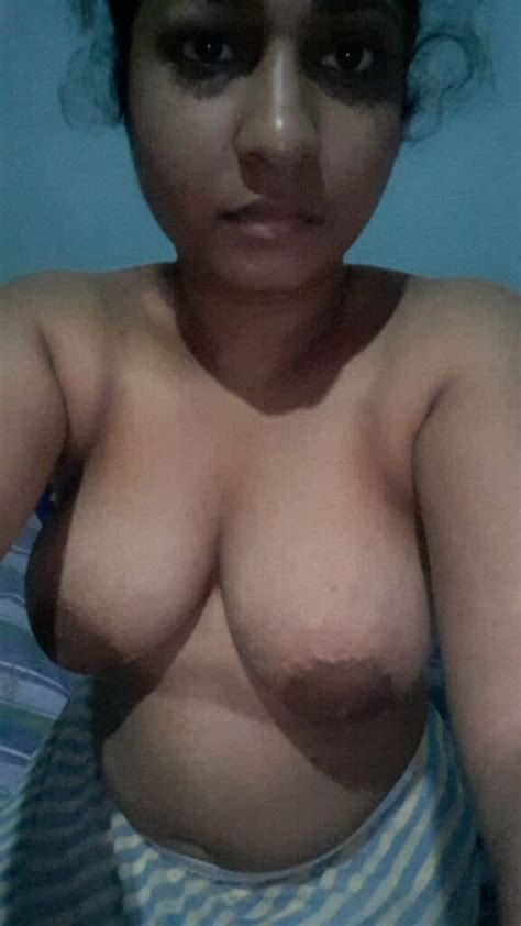 Sexy Mallu Wife Nude Selfies Leaked On Facebook Indian Nude Girls