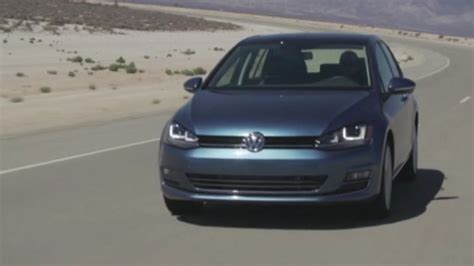 2015 Volkswagen Golf Named Motor Trend Car Of The Year Abc7 Chicago