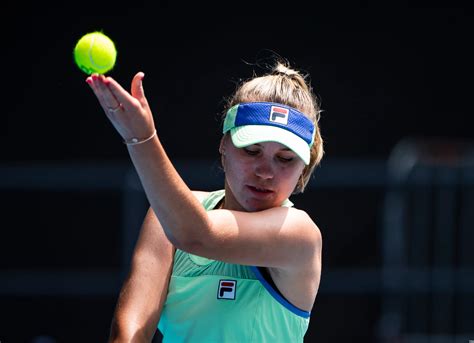 Tearful Kenin Could Miss Tokyo Final After Injury In Doubles Match