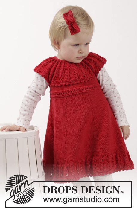 Das Set Umfasst Gestricktes Drops Kleid In Cotton Merino Mit