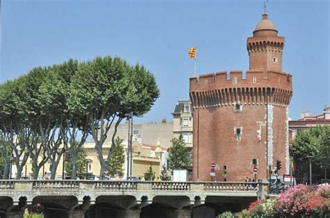 La Ville De Perpignan Dans Le D Partement Des Pyr N Es Orientales