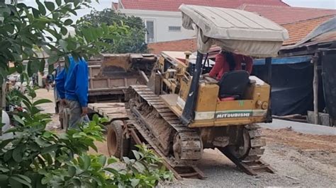 Amazing Bulldozer On The Truck Move Bulldozer Working Good 3623