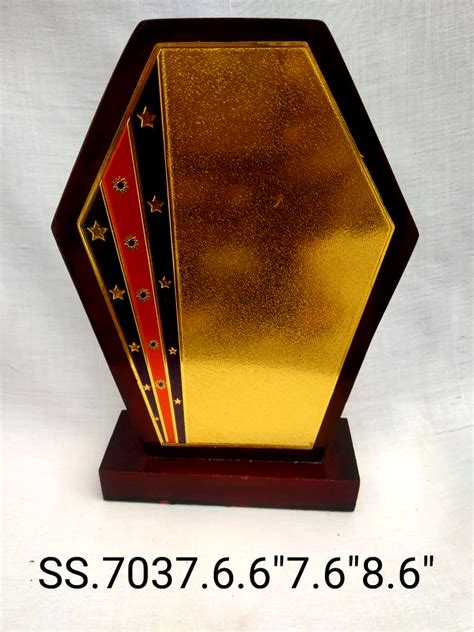 DESINER Wooden Memento Trophy Size Inches 6 6INCH 7 6INCH 8 6INCH