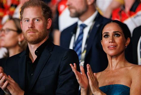 Prens Harry ve Meghan Markleın projeleri Kraliyet Ailesi yüzünden mi