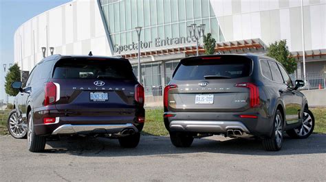 2020 Hyundai Palisade Vs Kia Telluride Comparison Test Autotraderca