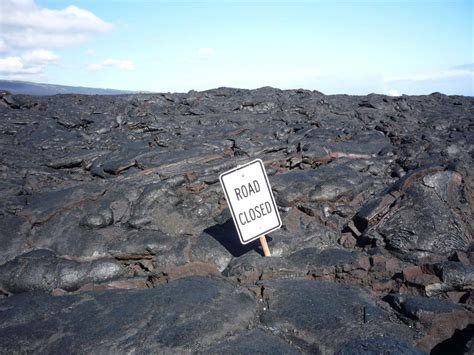 34 Of The Funniest Street Signs On The Open Road