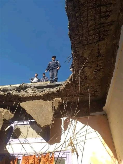 Effondrement du plafond dune classe dune école primaire à Oran Une