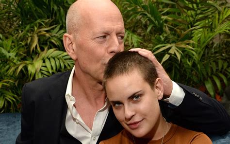 Filha Revela Detalhes Da Rotina Regrada De Bruce Willis Ap S Dem Ncia E