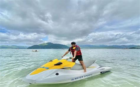 Pantai Mutiara Trenggalek Tawarkan Keindahan Alam Di Permukaan And Bawah