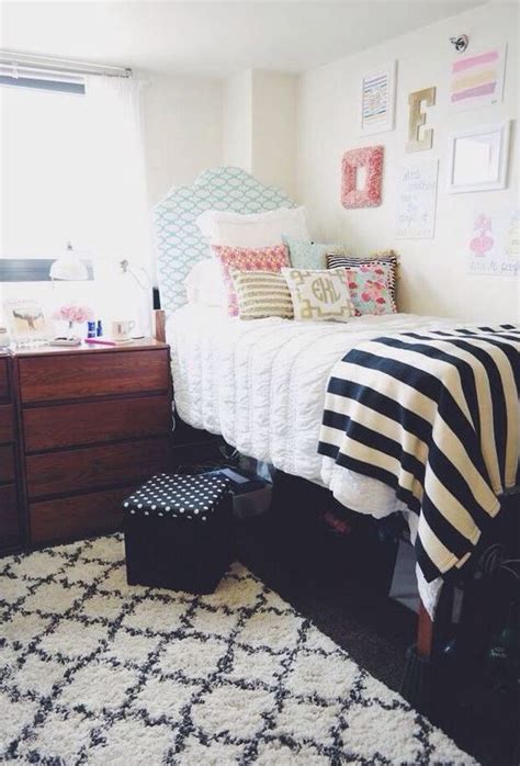 25 Preppy Dorm Rooms To Copy Society19 Dorm Room Bedding Dorm Room