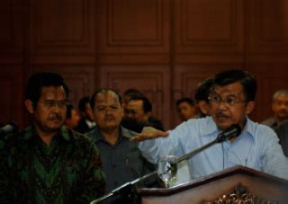 Jusuf Kalla Dan Fahmi Idris DATATEMPO