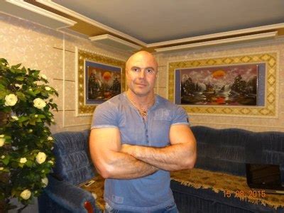 Do You Wanna See Naked Pics Of This RUSSIAN HUNK Tumbex