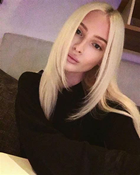 Pin By Hanna On Alena Shishkova Dark Blonde Hair Blonde Beauty Pretty Face