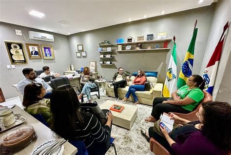 Prefeito Theobaldo Cintra se reúne Sinteal para debater demandas da