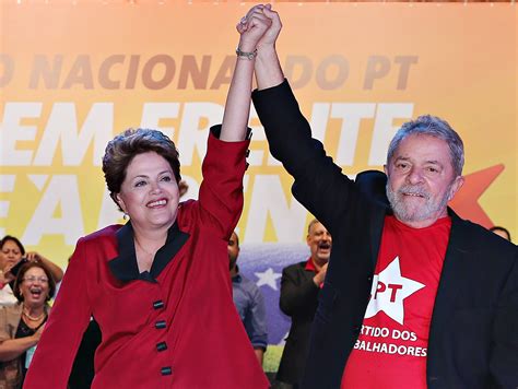 Lula e Dilma se reúnem para debater atuação do PT em crise que atinge