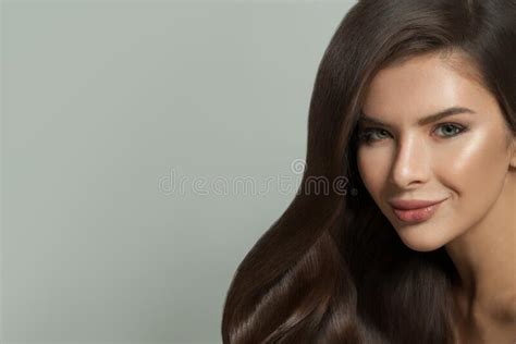 Beauty Portrait Of Pretty Brunette Woman Beautiful Face Close Up Stock Image Image Of Cute