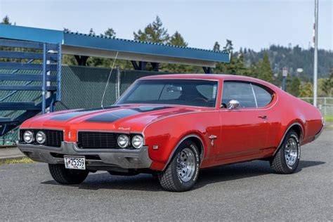 No Reserve 1969 Oldsmobile Cutlass S Holiday Coupe For Sale On Bat Auctions Sold For 19 500